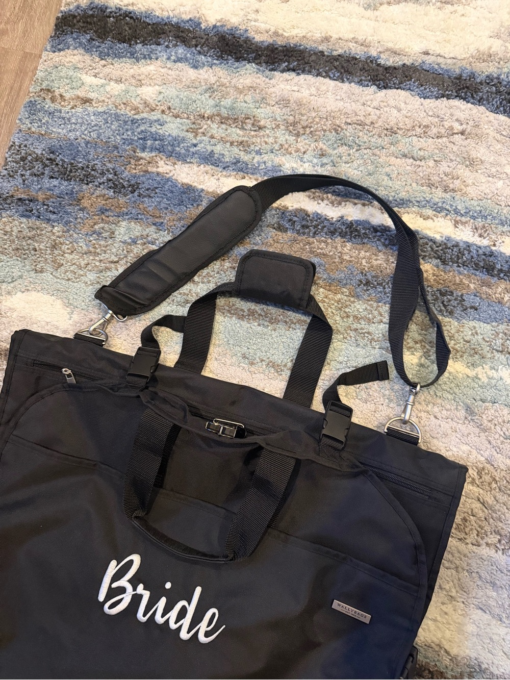 Black 'Bride' Garment Bag with Shoulder Strap - Picture 3 of 10